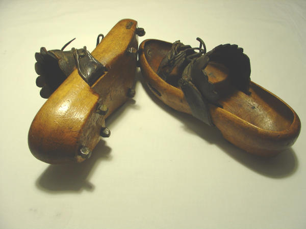 Zoccoli chiodati