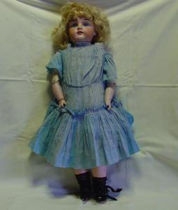 Bambola (1900)